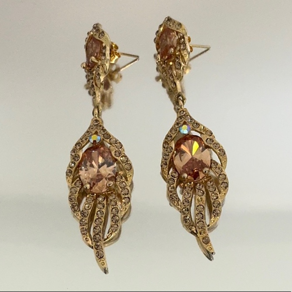 Elegant Gold Drop Earrings